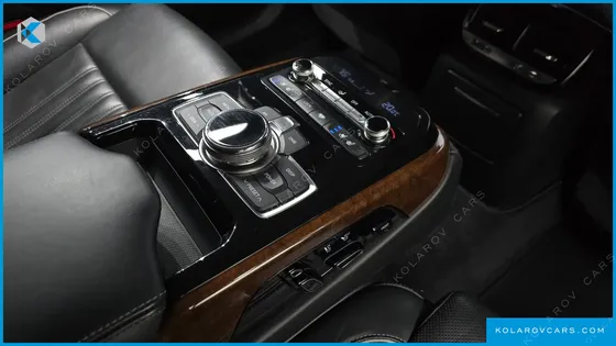 GENESIS EQ900 3.8 GDI AWD