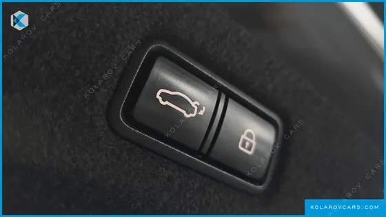 GENESIS EQ900 3.8 GDI AWD