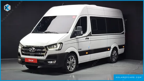 HYUNDAI SOLATI 15-SEATER
