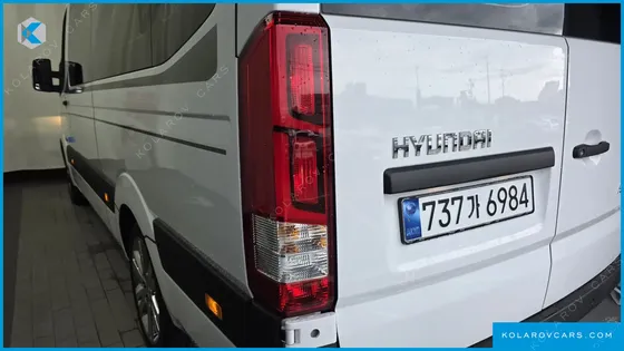HYUNDAI SOLATI 15-SEATER