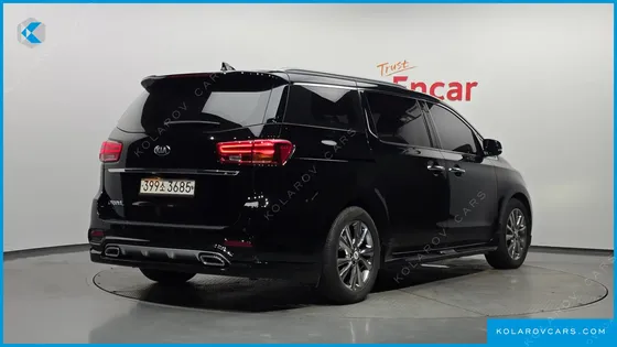 KIA CARNIVAL 9-SEATER NOBLESSE SPECIAL
