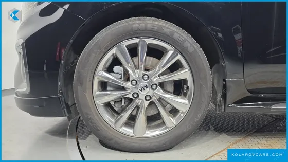KIA CARNIVAL 9-SEATER NOBLESSE SPECIAL