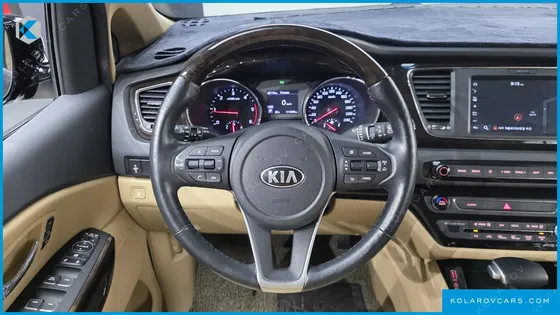 KIA CARNIVAL 9-SEATER NOBLESSE SPECIAL