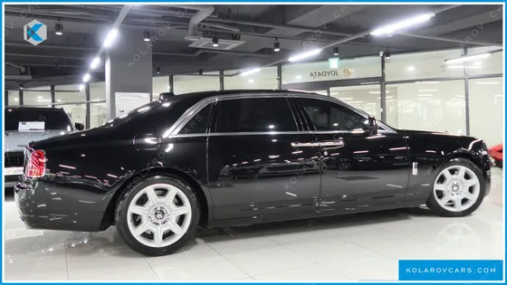 ROLLS ROYCE GHOST 6.6 EWB V12