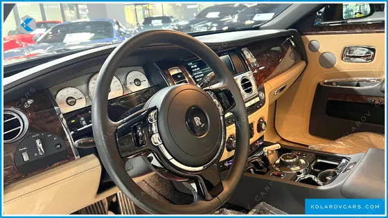 ROLLS ROYCE GHOST 6.6 EWB V12