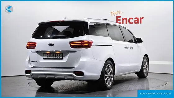 KIA CARNIVAL 9-SEATER NOBLESSE SPECIAL