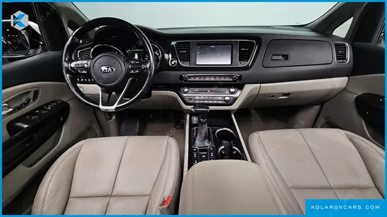 KIA CARNIVAL 9-SEATER NOBLESSE SPECIAL