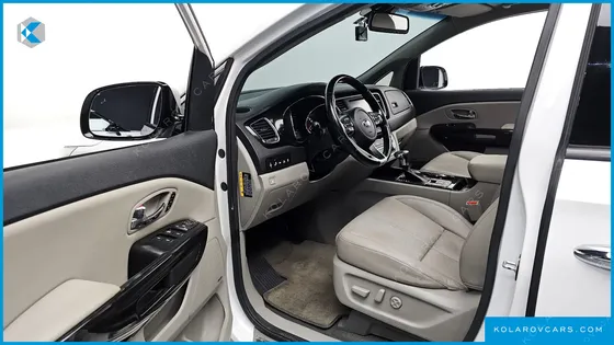 KIA CARNIVAL 9-SEATER NOBLESSE SPECIAL