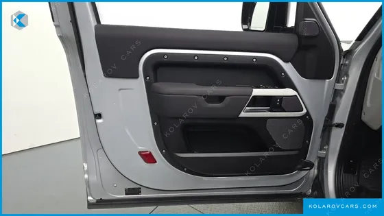 LAND ROVER DEFENDER 90 D250 SE