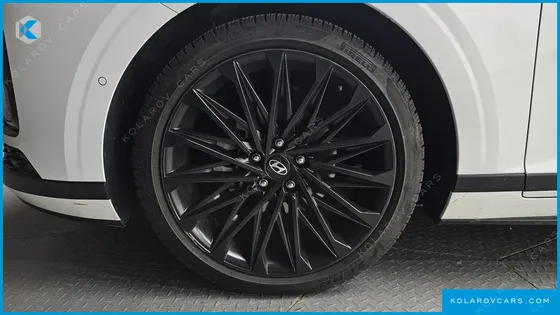 HYUNDAI GRANDEUR CALLIGRAPHY
