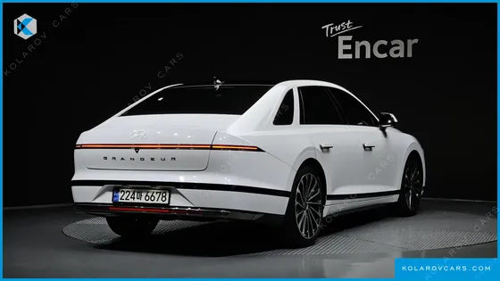 HYUNDAI GRANDEUR CALLIGRAPHY