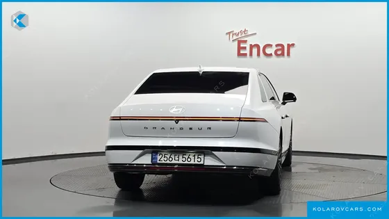 HYUNDAI GRANDEUR CALLIGRAPHY
