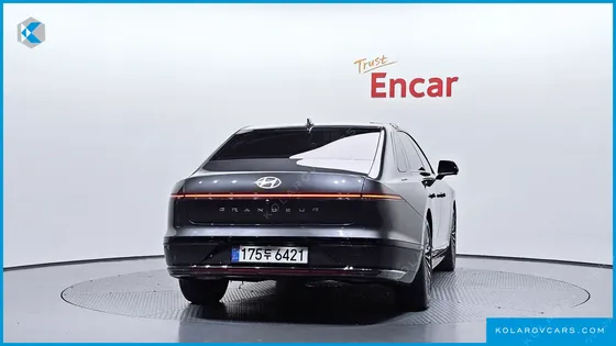 HYUNDAI GRANDEUR CALLIGRAPHY