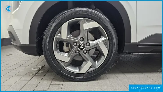 HYUNDAI VENUE 1.6 MODERN PLUS
