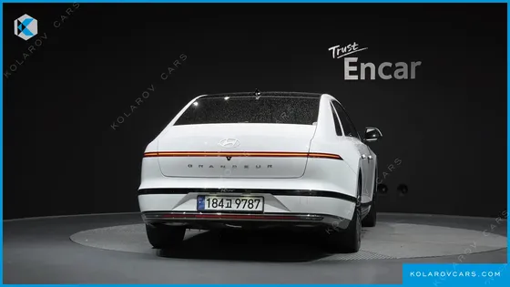 HYUNDAI GRANDEUR CALLIGRAPHY