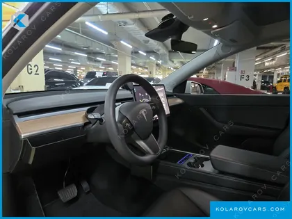 TESLA MODEL Y LONG RANGE AWD