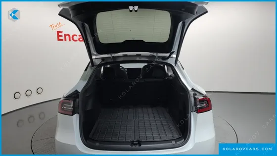 TESLA MODEL Y RWD