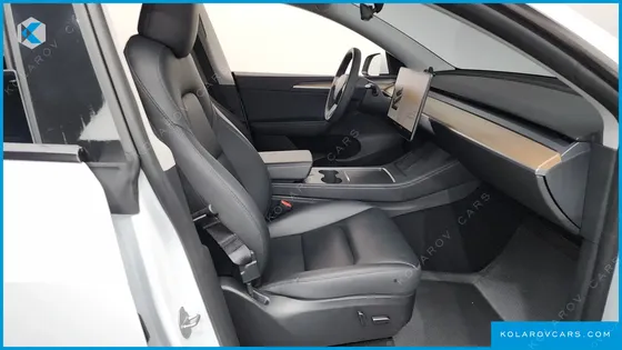 TESLA MODEL Y RWD