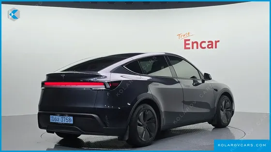TESLA MODEL Y RWD