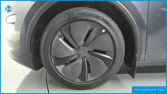 TESLA MODEL Y RWD