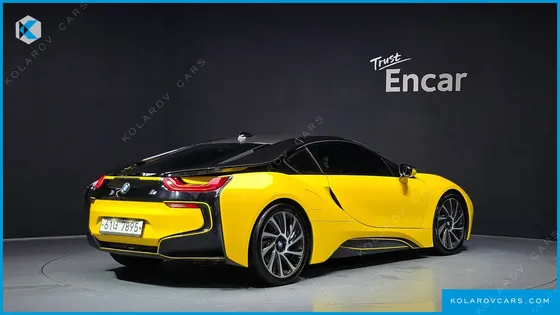 BMW I8 COUPE