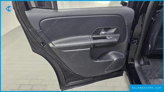 MERCEDES GLB-CLASS GLB200 D