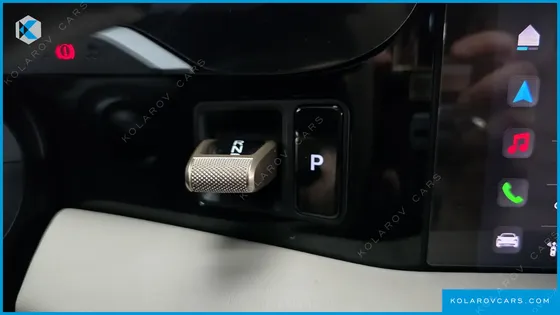 PORSCHE TAYCAN BASE