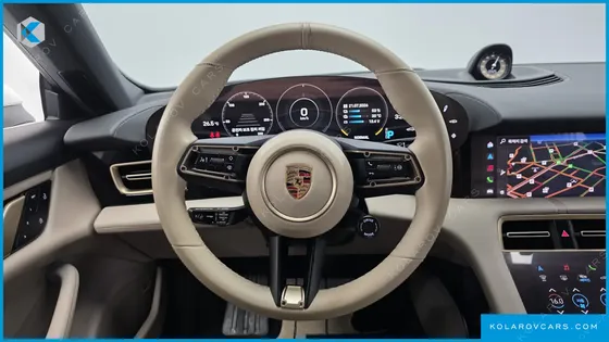 PORSCHE TAYCAN BASE
