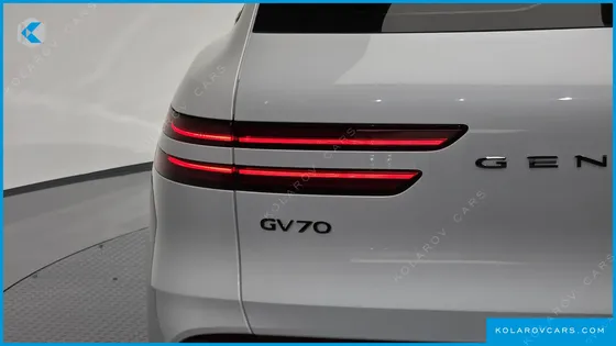 GENESIS GV70 2.5T GASOLINE 2WD
