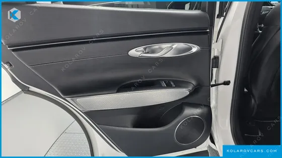 GENESIS GV70 2.5T GASOLINE 2WD
