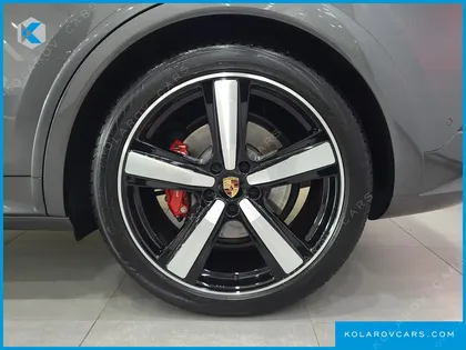 PORSCHE CAYENNE 4.0 GTS