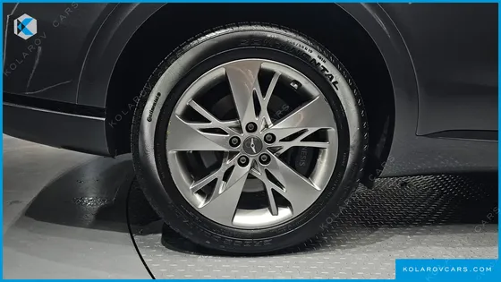 GENESIS GV70 2.5T GASOLINE 2WD