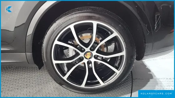 PORSCHE CAYENNE 3.0 COUPE