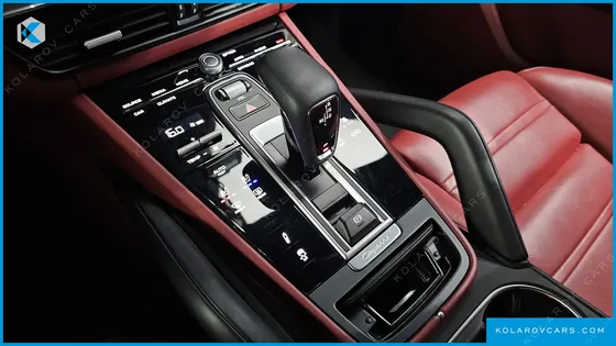 PORSCHE CAYENNE 3.0 COUPE PLATINUM EDITION