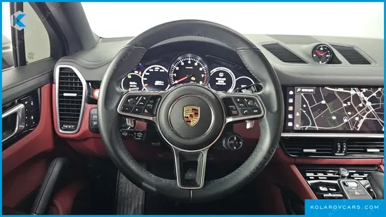 PORSCHE CAYENNE 3.0 COUPE PLATINUM EDITION