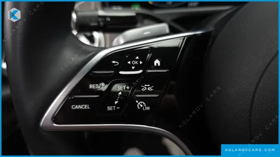 MERCEDES E-CLASS E300 4MATIC EXCLUSIVE