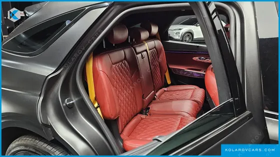 GENESIS GV70 2.5T GASOLINE 2WD