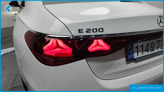 MERCEDES E-CLASS E200 AVANTGARDE
