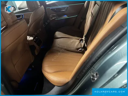 MERCEDES E-CLASS E300 4MATIC AMG LINE