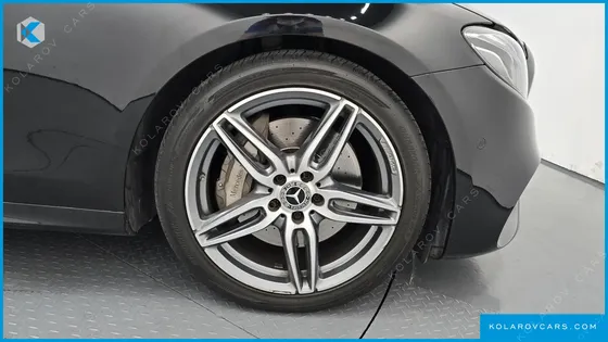 MERCEDES E-CLASS E300 AMG LINE