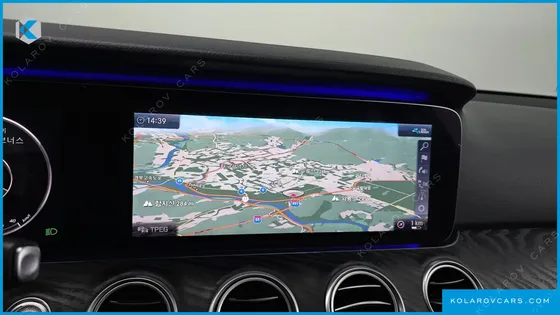 MERCEDES E-CLASS E300 AVANTGARDE