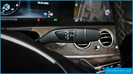 MERCEDES E-CLASS E300 4MATIC EXCLUSIVE