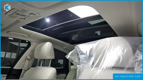 HYUNDAI GRANDEUR LE BLANC