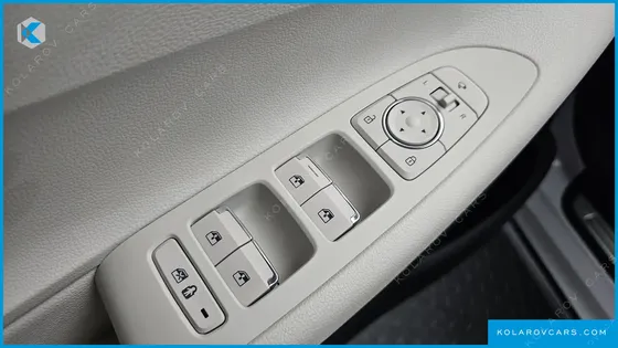 HYUNDAI GRANDEUR LE BLANC