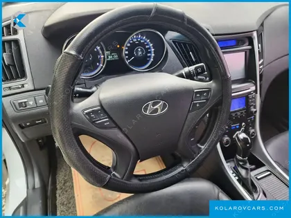 HYUNDAI SONATA LPI TOP