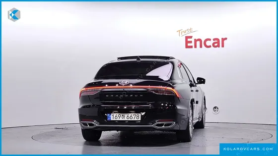 HYUNDAI GRANDEUR CALLIGRAPHY