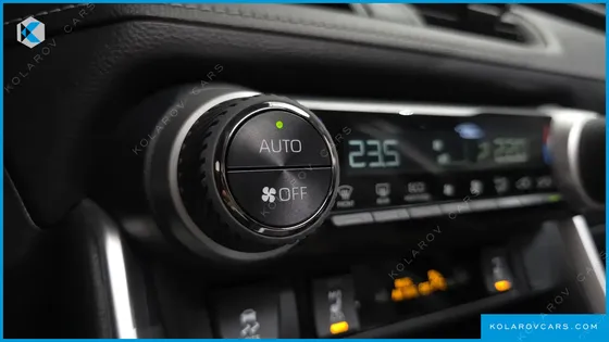 TOYOTA RAV4 2.5 2WD HYBRID XLE