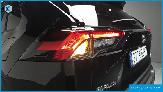 TOYOTA RAV4 2.5 2WD HYBRID XLE