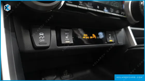 TOYOTA RAV4 2.5 2WD HYBRID XLE