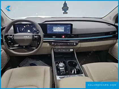 KIA CARNIVAL GASOLINE 9-SEATER SIGNATURE